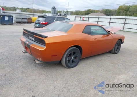 2011 Dodge Challenger z USA, uszkodzony, nr VIN 2B3CJ4DG2BH561762